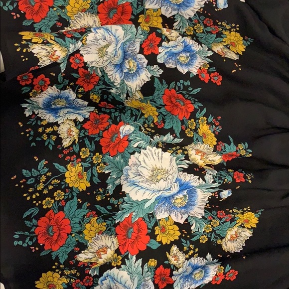 Floral shirt - Picture 2 of 2